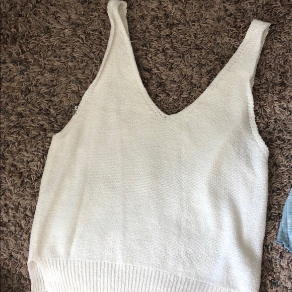 Tank top bundle!!! - Picture 4 of 5